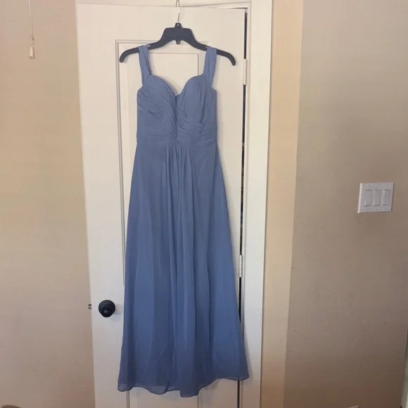 Dessy Collection sweeheart Gown in Soft periwinkle Blue 2 - Picture 3 of 7
